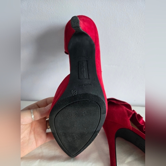 Christian Siriano Women's Red Ruffle Heels - Picture 4 of 5
